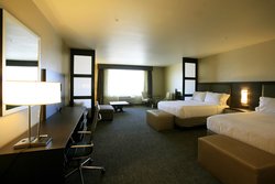  - Holiday Inn Express & Suites Anaheim - I-5, Exit 110