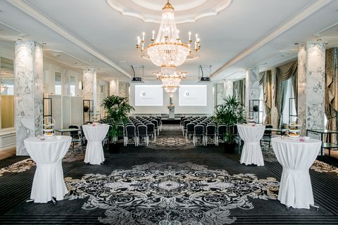 HOTEL SCHWEIZERHOF BERN - Photo 68