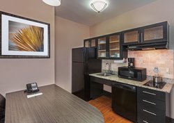  - Candlewood Suites Western Crossing Amarillo - I-40, Exit 67