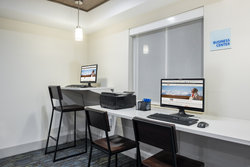  - Holiday Inn Express Warrenton