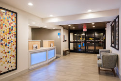  - Holiday Inn Express Warrenton