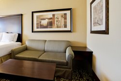  - Holiday Inn Express Woodland Hills - US 101, Exit 27