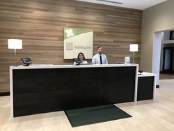  - Holiday Inn & Suites Carol Stream