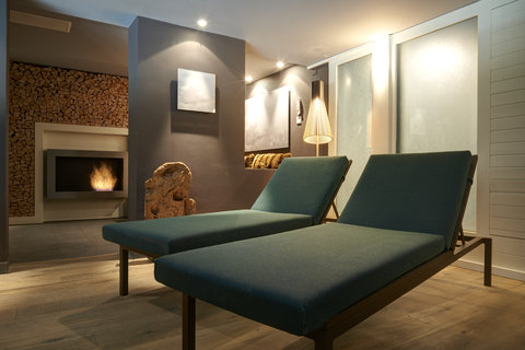 HUUS GSTAAD HOTEL - Photo 13