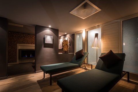 HUUS GSTAAD HOTEL - Photo 15