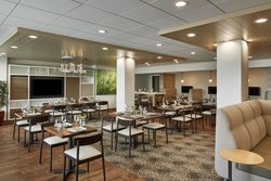  - Holiday Inn Southwest Alexandria - I-95 & I-495, Exit 176B