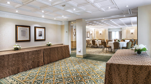 WILLARD INTERCONTINENTAL - Photo 46