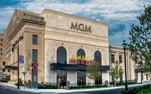 directions to mgm casino in springfield ma