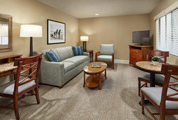  - Glorietta Bay Inn Coronado