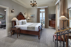  - Glorietta Bay Inn Coronado