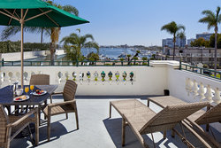  - Glorietta Bay Inn Coronado