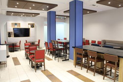  - Holiday Inn Express American Canyon