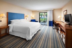  - Four Points by Sheraton Hotel Bakersfield