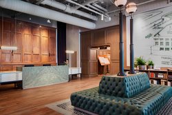  - Hotel Zachary Wrigley Field Chicago