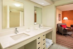  - Four Points by Sheraton Hotel Bentonville