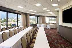  - Four Points by Sheraton Hotel Downtown San Diego - I-5, Exits 16B &17