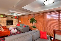  - Four Points by Sheraton Hotel Downtown Asheville - I-240, Exit 5A