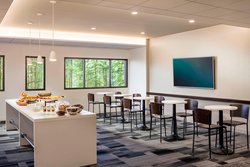  - Four Points by Sheraton Hotel Norwood