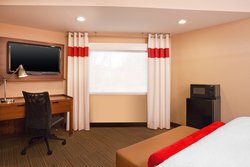  - Four Points by Sheraton Hotel Newark - I-95, Exit 3