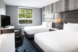  - Fairfield Inn & Suites by Marriott Waltham