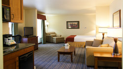  - Holiday Inn Express & Suites Turlock - CA 99, Exit 215