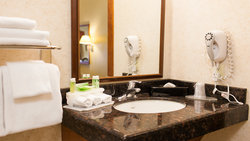  - Holiday Inn Express & Suites Turlock - CA 99, Exit 215