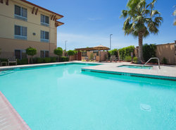  - Holiday Inn Express & Suites Turlock - CA 99, Exit 215
