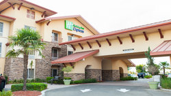  - Holiday Inn Express & Suites Turlock - CA 99, Exit 215