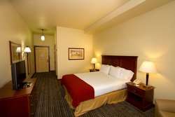 - Holiday Inn Express & Suites Turlock - CA 99, Exit 215