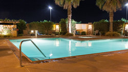  - Holiday Inn Express & Suites Turlock - CA 99, Exit 215