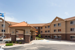 rapid inn holiday express suites hotel lastminute ihg