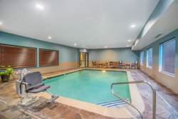  - Holiday Inn Express Howe - I-80 & I-90, Exit 121