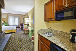  - Holiday Inn Express & Suites Belleville