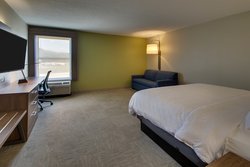  - Holiday Inn Express & Suites Horse Cave - I-65, Exit 58