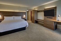  - Holiday Inn Express & Suites Horse Cave - I-65, Exit 58