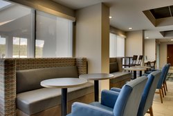  - Holiday Inn Express & Suites Horse Cave - I-65, Exit 58