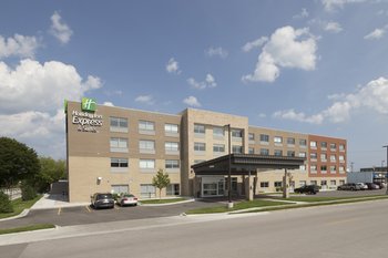 Holiday Inn Express & Suites Alpena - Downtown