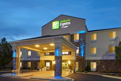  - Holiday Inn Express & Suites Pekin