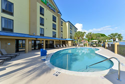  - Holiday Inn Express & Suites Airport Tampa