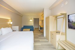  - Holiday Inn Express & Suites North Shore Pittsburgh