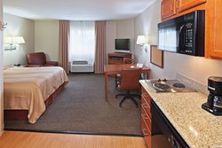 - Candlewood Suites Wichita Falls - I-44, Exit 2