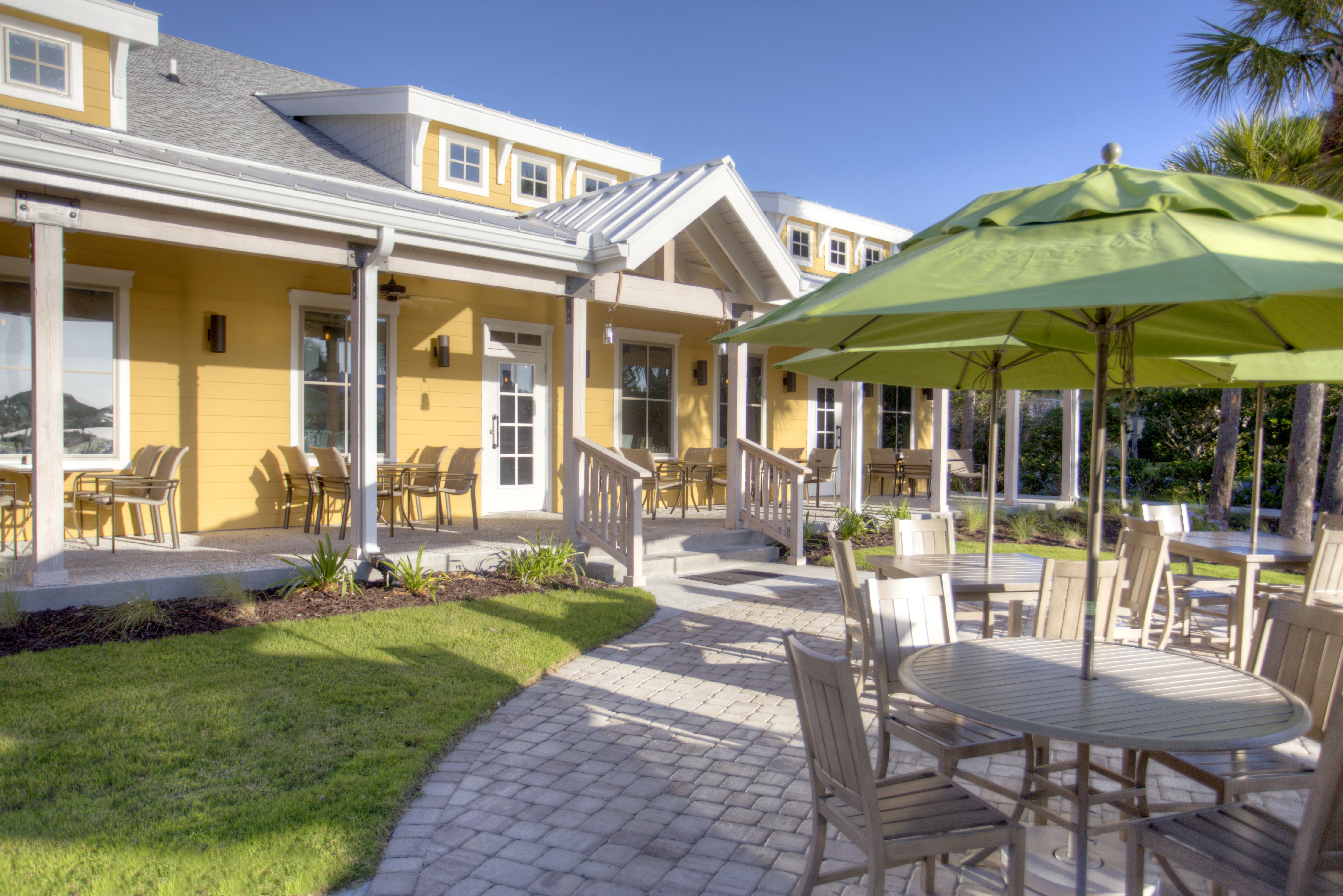 Choose the porch or the patio for outdoor dining at Beach House