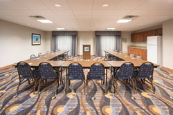  - Holiday Inn Express & Suites Concordia