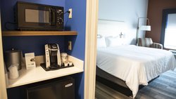  - Holiday Inn Express & Suites Sedalia