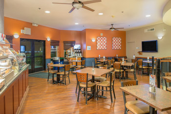Grab breakfast in our spacious breakfast area