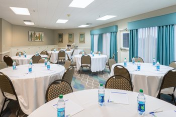 Host your next meeting in our meeting room