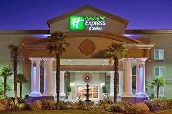 Holiday Inn Express Hotel & Suites