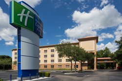  - Holiday Inn Express & Suites Plant City - I-4, Exit 22