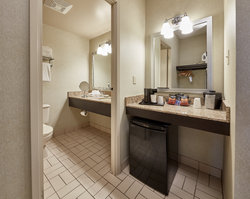  - Travelway Inn Sudbury