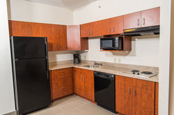  - Holiday Inn Express & Suites Erie - I-90, Exit 24